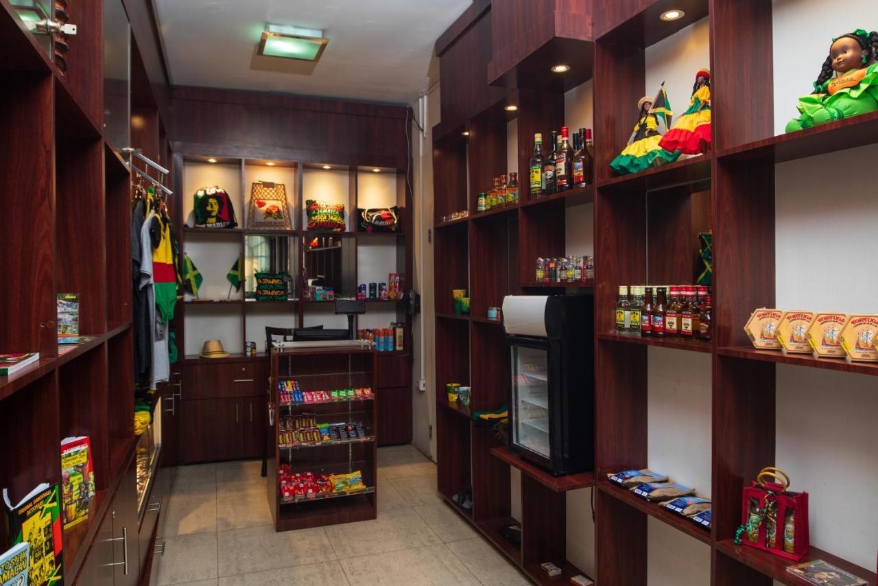 S Hotel Kingston Bagian luar foto The gift shop at the Bob Marley Museum